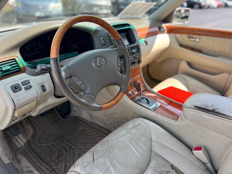 Lexus LS 430 Sedan 2004