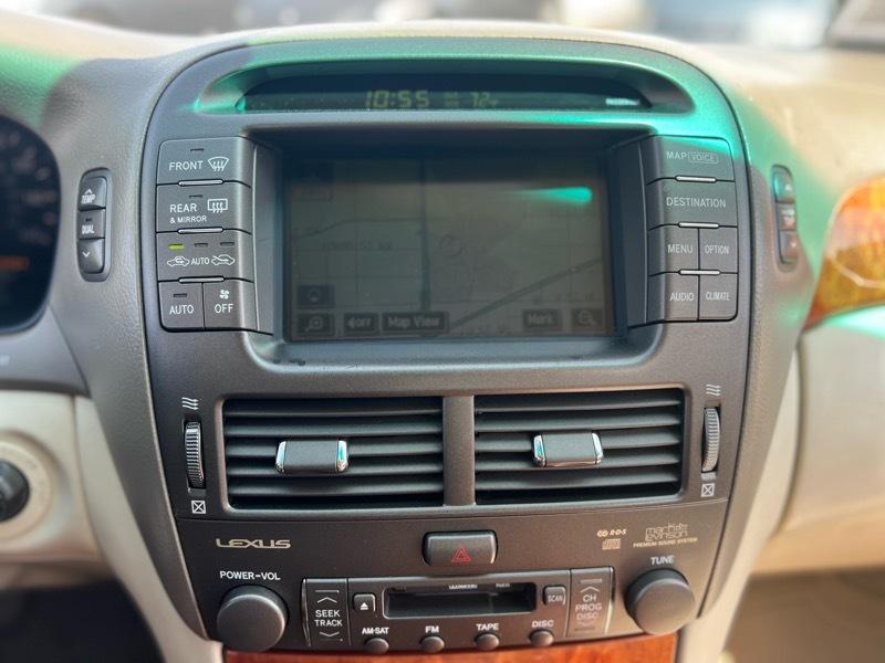 Lexus LS 430 Sedan 2004