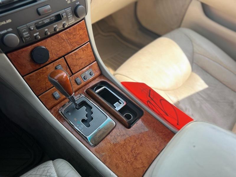 Lexus LS 430 Sedan 2004