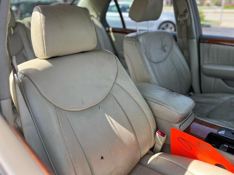 Lexus LS 430 Sedan 2004