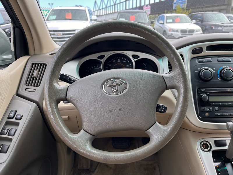 Toyota Highlander V6 2WD with 3rd-Row Seat 2006 Toyota Highlander V6 2WD with 3rd-Row Seat 2006