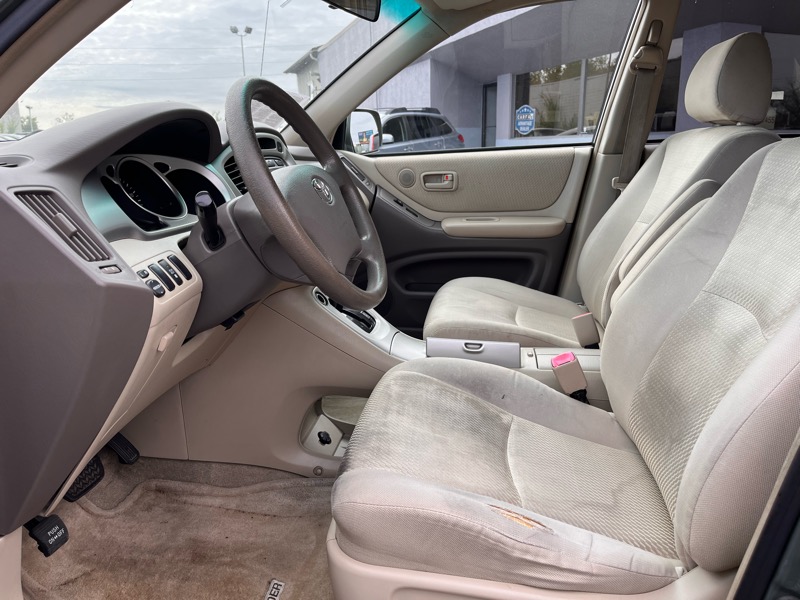 Toyota Highlander V6 2WD with 3rd-Row Seat 2006 Toyota Highlander V6 2WD with 3rd-Row Seat 2006