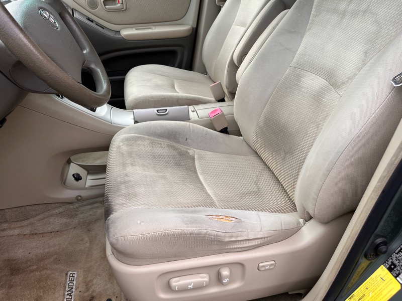 Toyota Highlander V6 2WD with 3rd-Row Seat 2006 Toyota Highlander V6 2WD with 3rd-Row Seat 2006