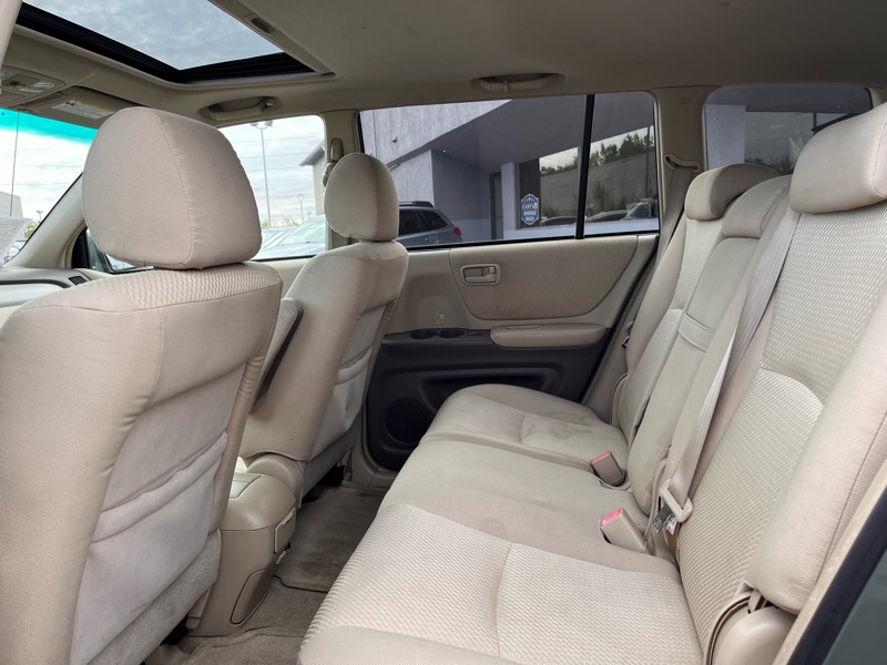 Toyota Highlander V6 2WD with 3rd-Row Seat 2006 Toyota Highlander V6 2WD with 3rd-Row Seat 2006