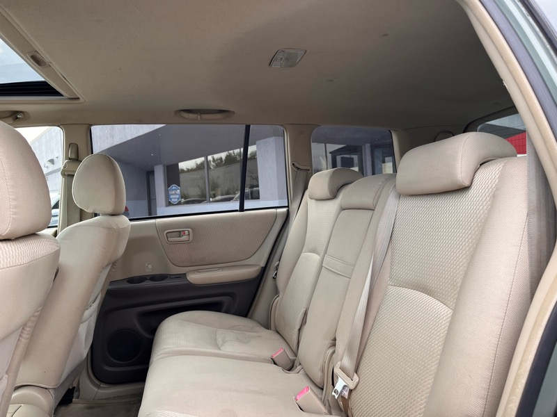 Toyota Highlander V6 2WD with 3rd-Row Seat 2006 Toyota Highlander V6 2WD with 3rd-Row Seat 2006