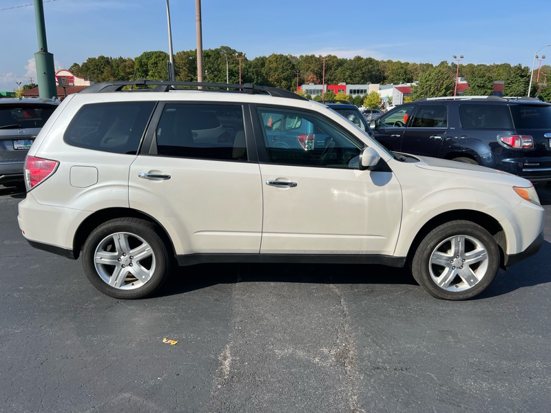 Subaru Forester 2.5X Premium 2010 Subaru Forester 2.5X Premium 2010