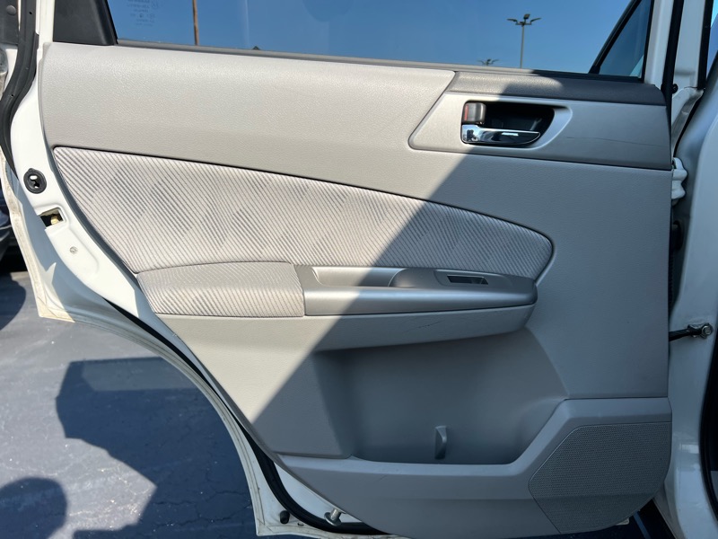 Subaru Forester 2.5X Premium 2010 Subaru Forester 2.5X Premium 2010