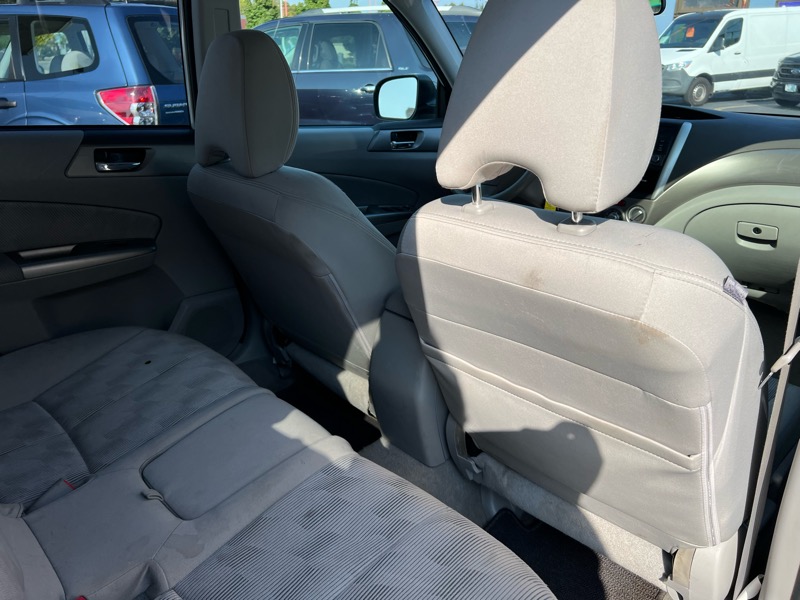 Subaru Forester 2.5X Premium 2010 Subaru Forester 2.5X Premium 2010