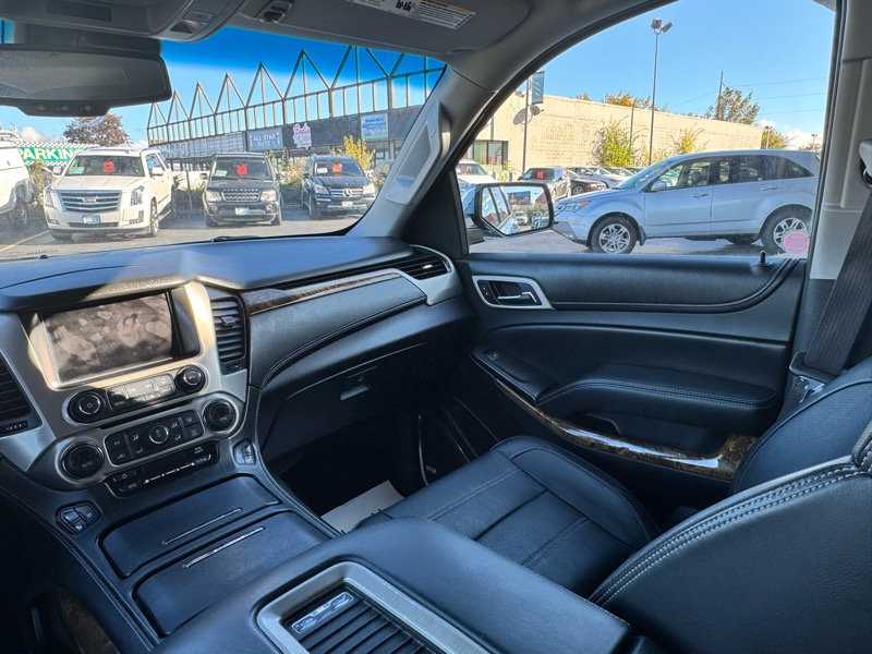 GMC Yukon Denali XL 4WD 2015 GMC Yukon Denali XL 4WD 2015