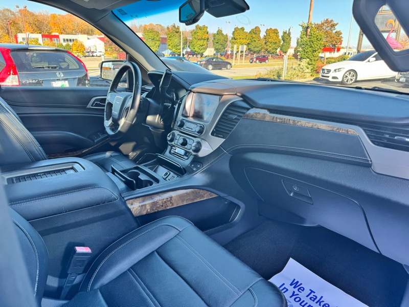 GMC Yukon Denali XL 4WD 2015 GMC Yukon Denali XL 4WD 2015