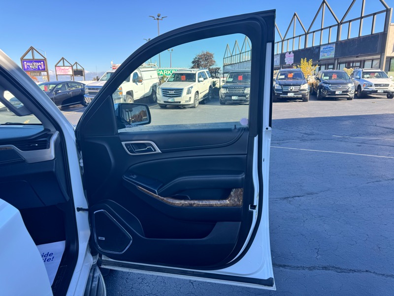 GMC Yukon Denali XL 4WD 2015 GMC Yukon Denali XL 4WD 2015