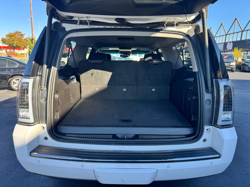 GMC Yukon Denali XL 4WD 2015 GMC Yukon Denali XL 4WD 2015