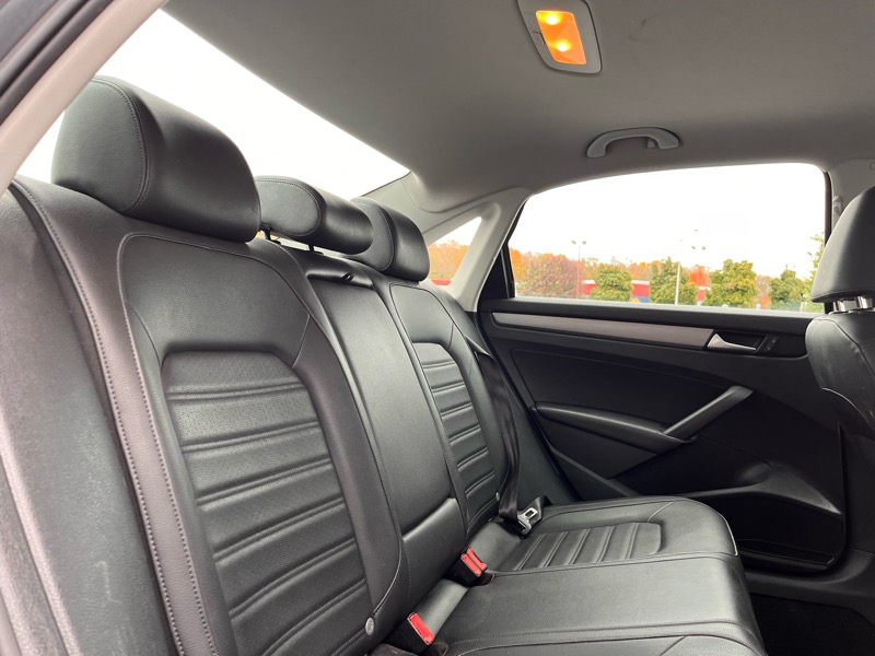 Volkswagen Passat SE 6A 2015 Volkswagen Passat SE 6A 2015