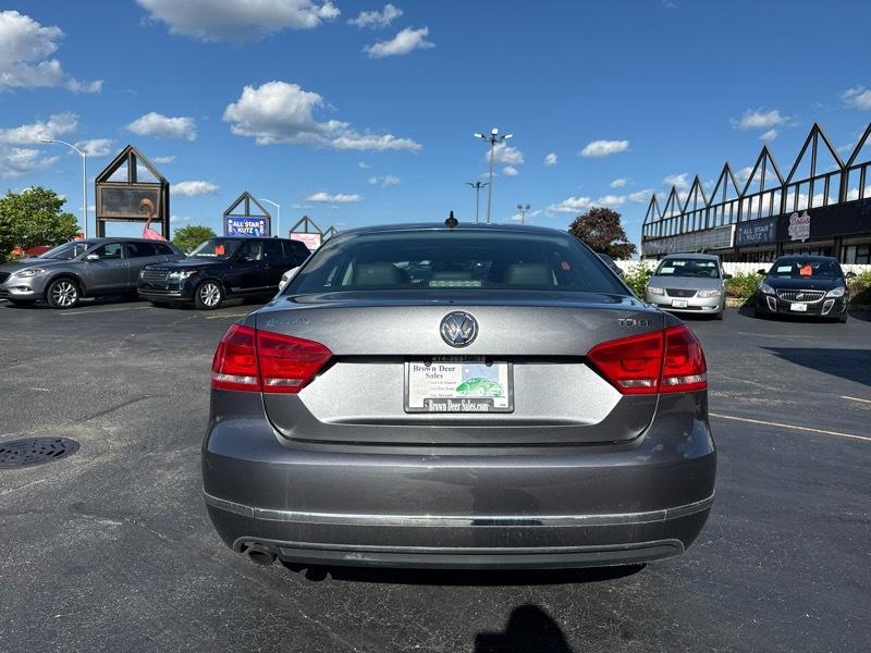 Volkswagen Passat SE 6A 2015