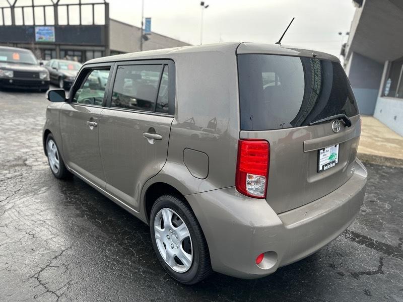 Scion xB 5dr Wgn Auto (Natl) 2012