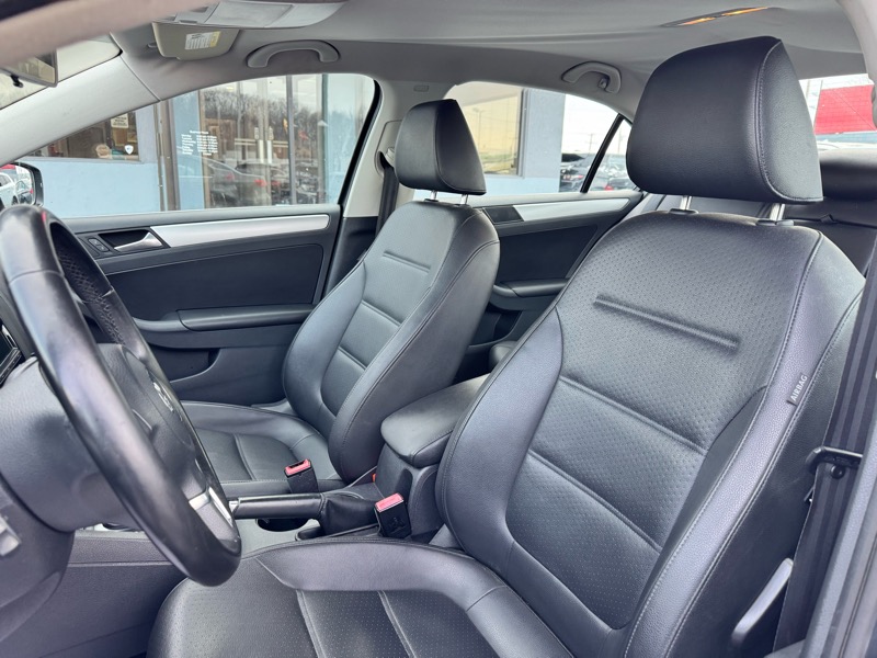 Volkswagen Jetta SE 2013