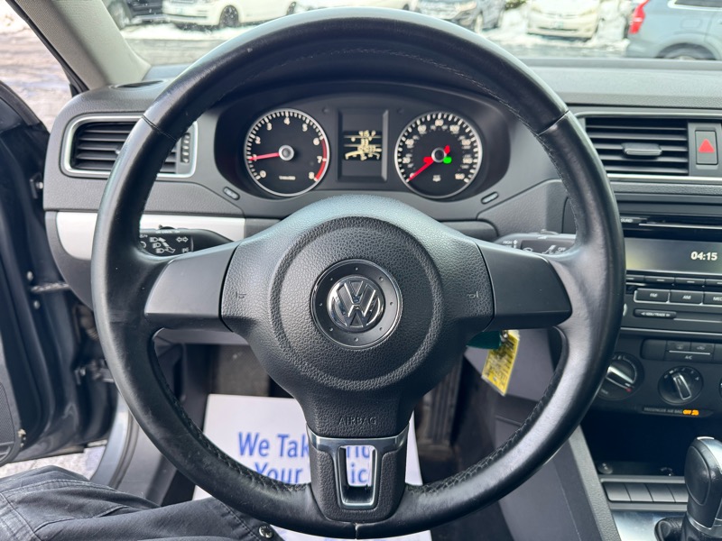 Volkswagen Jetta SE 2013