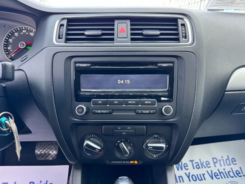 Volkswagen Jetta SE 2013