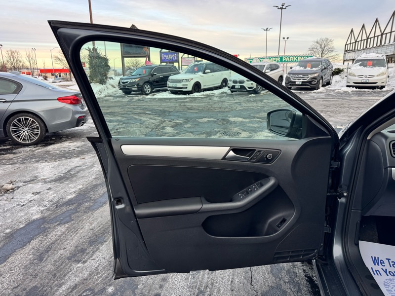 Volkswagen Jetta SE 2013