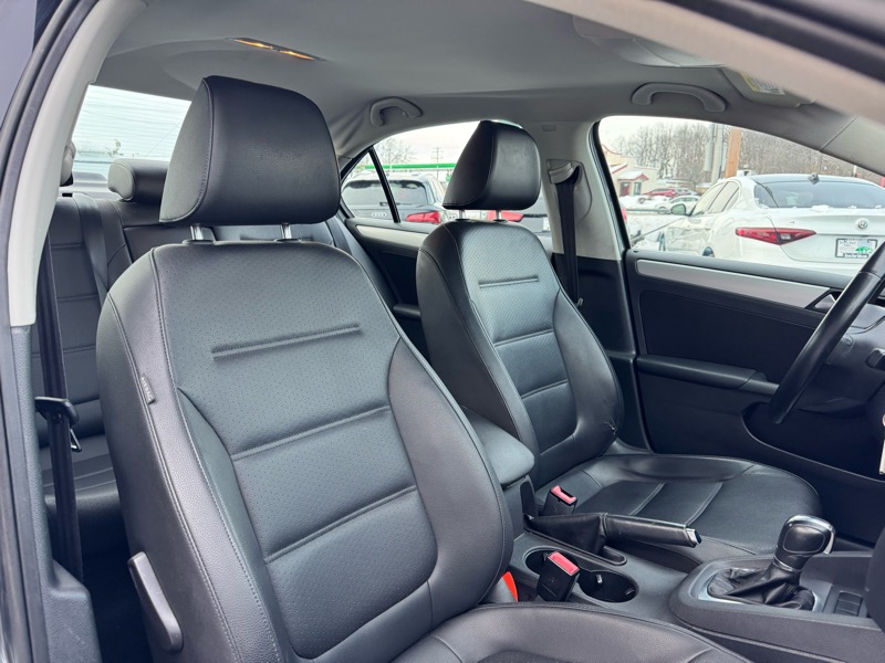 Volkswagen Jetta SE 2013