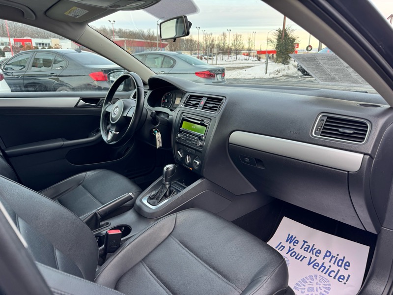 Volkswagen Jetta SE 2013