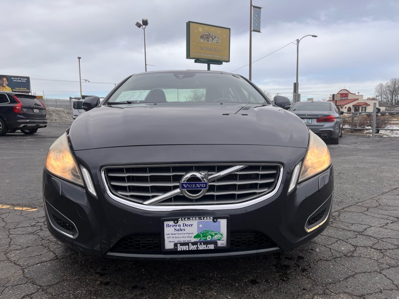 Volvo S60 T5 4D Sedan AWD 2013