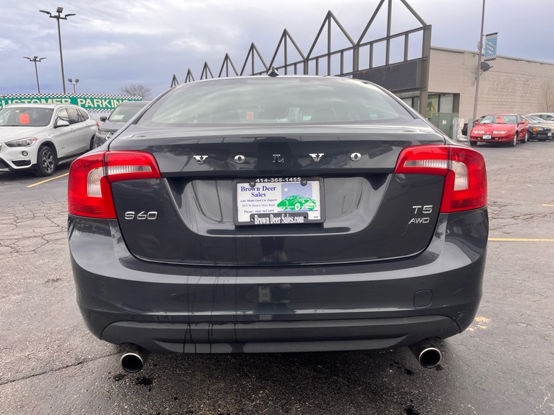 Volvo S60 T5 4D Sedan AWD 2013