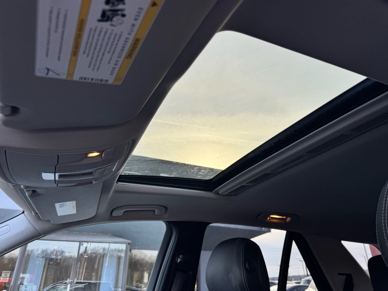 Mercedes-Benz M-Class ML350 4MATIC 2012