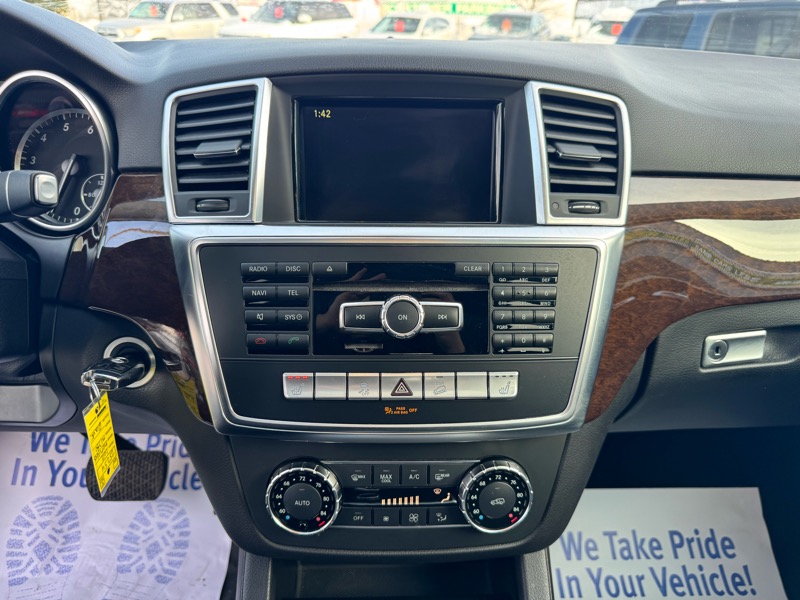 Mercedes-Benz M-Class ML350 4MATIC 2012