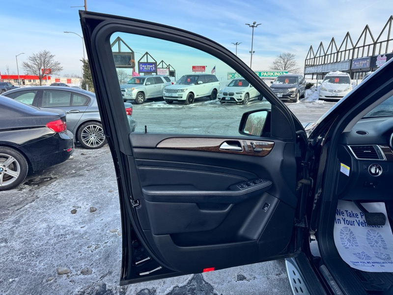 Mercedes-Benz M-Class ML350 4MATIC 2012