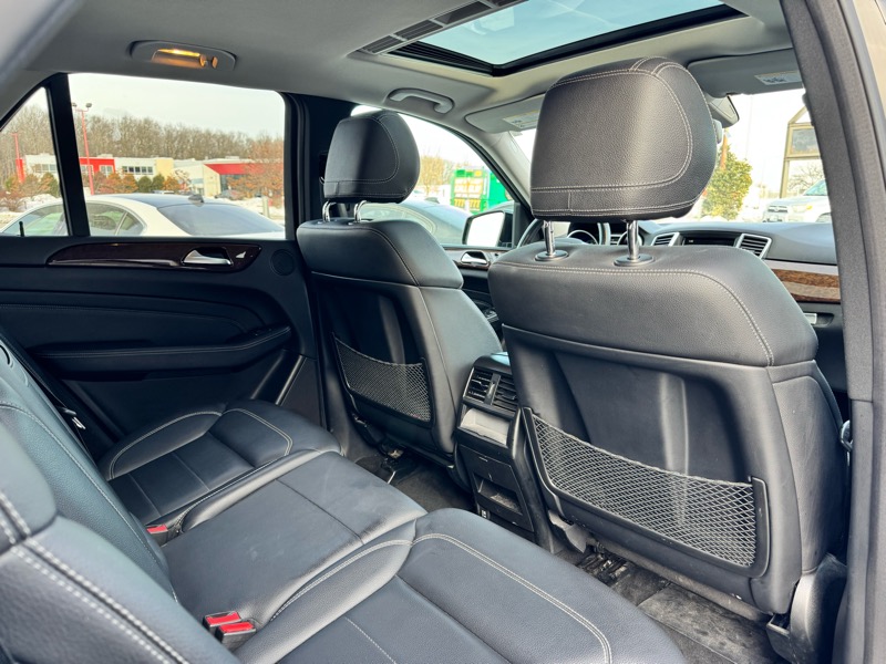 Mercedes-Benz M-Class ML350 4MATIC 2012