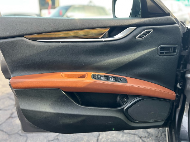 Maserati Ghibli Base 2015