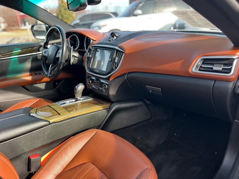 Maserati Ghibli Base 2015