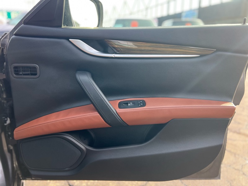 Maserati Ghibli Base 2015