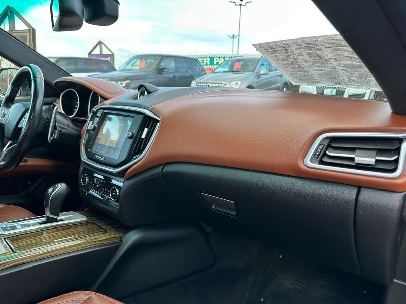 Maserati Ghibli Base 2015