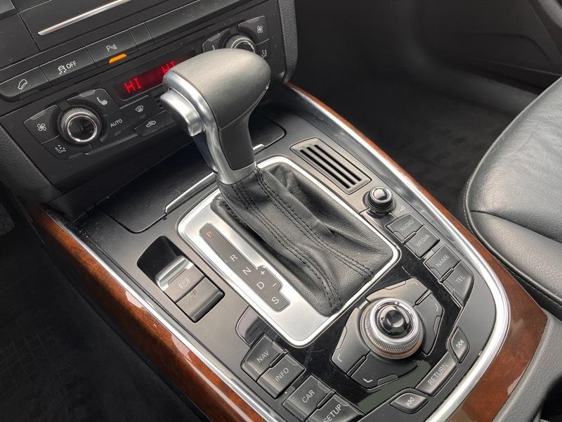 Audi Q5 2.0 quattro Premium 2012