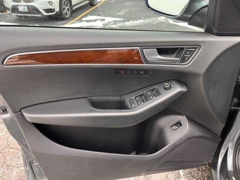 Audi Q5 2.0 quattro Premium 2012