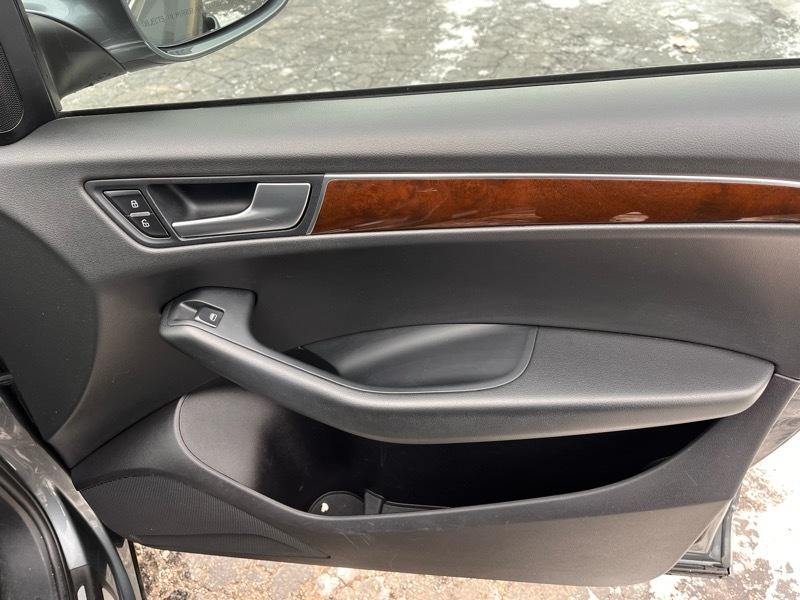 Audi Q5 2.0 quattro Premium 2012