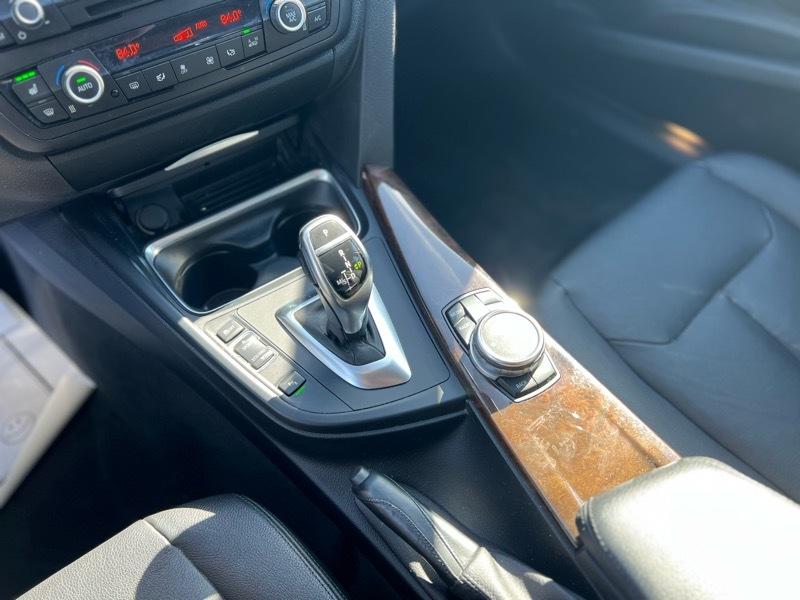 BMW 3-Series Gran Turismo 328i xDrive SULEV 2015