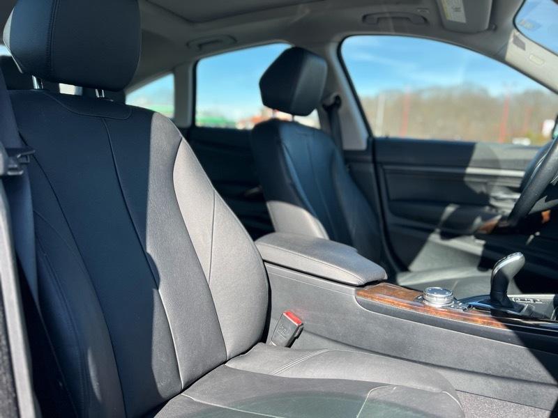 BMW 3-Series Gran Turismo 328i xDrive SULEV 2015