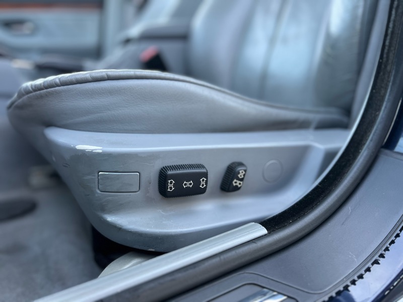 BMW 5-Series 525i 2001