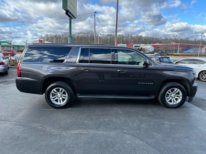 Chevrolet Suburban LT 4WD 2018