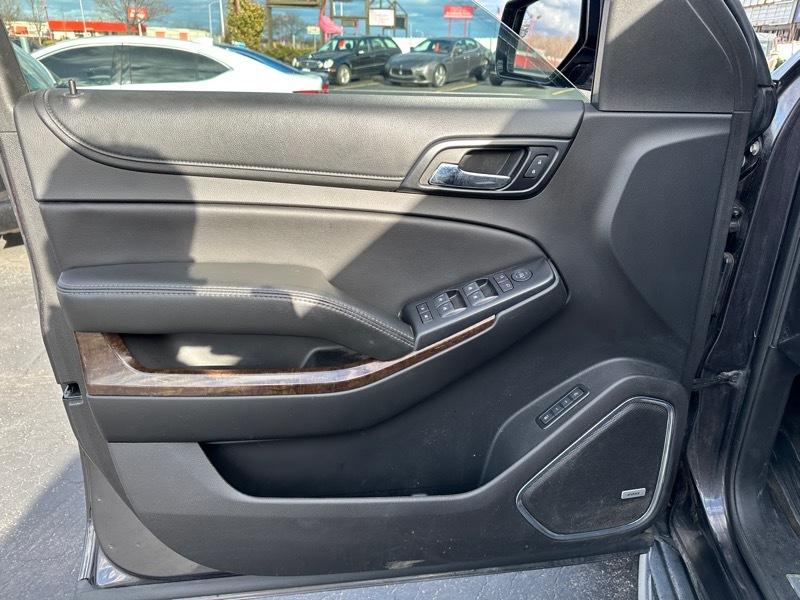 Chevrolet Suburban LT 4WD 2018