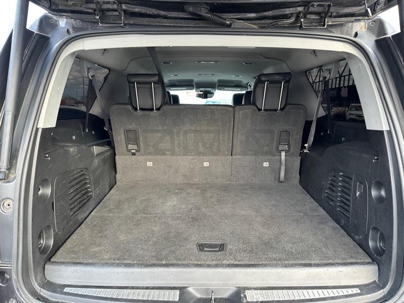 Chevrolet Suburban LT 4WD 2018