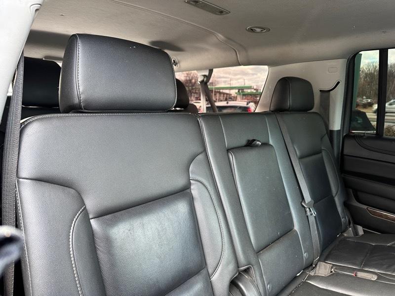 Chevrolet Suburban LT 4WD 2018