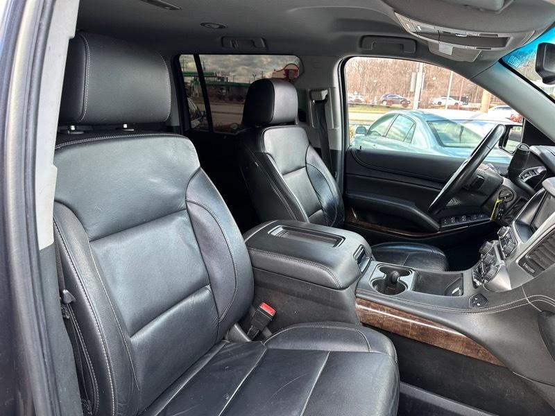 Chevrolet Suburban LT 4WD 2018