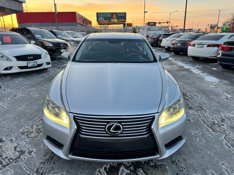 Lexus LS 460 L Luxury Sedan AWD 2013