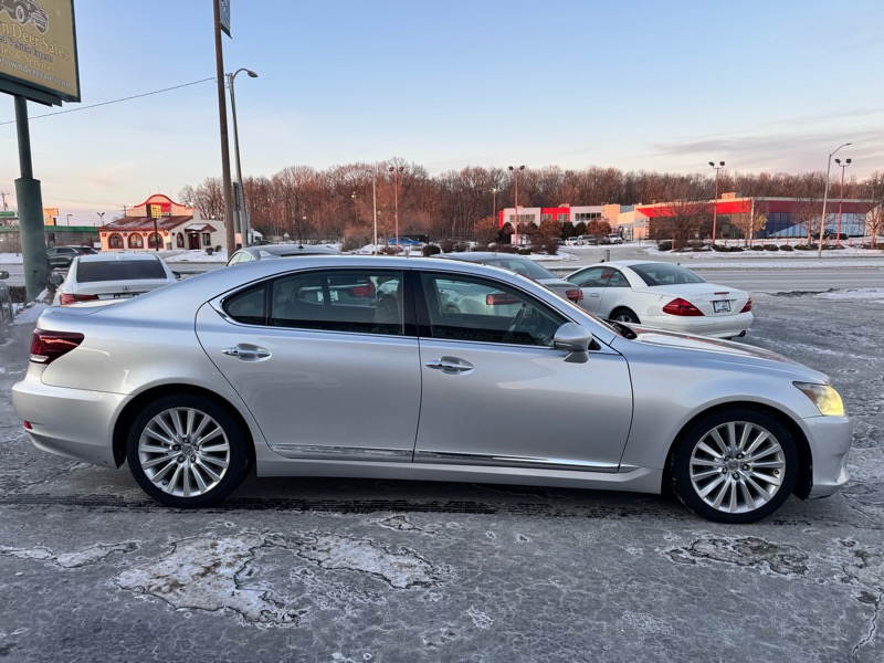 Lexus LS 460 L Luxury Sedan AWD 2013