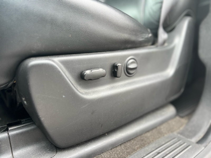 Chevrolet Suburban LT 1500 4WD 2013