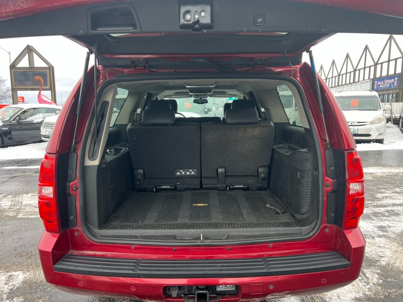 Chevrolet Suburban LT 1500 4WD 2013